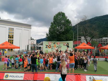 Udeleženci Žogarije v Idriji